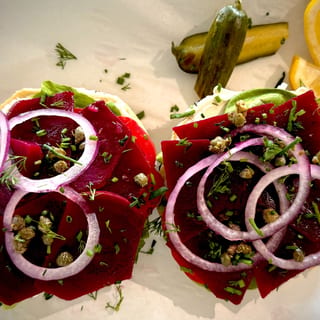 Vegan Pickled Beet Bagel